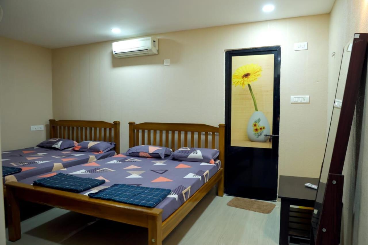 Hangout Kalyanpur Ngoại thất bức ảnh