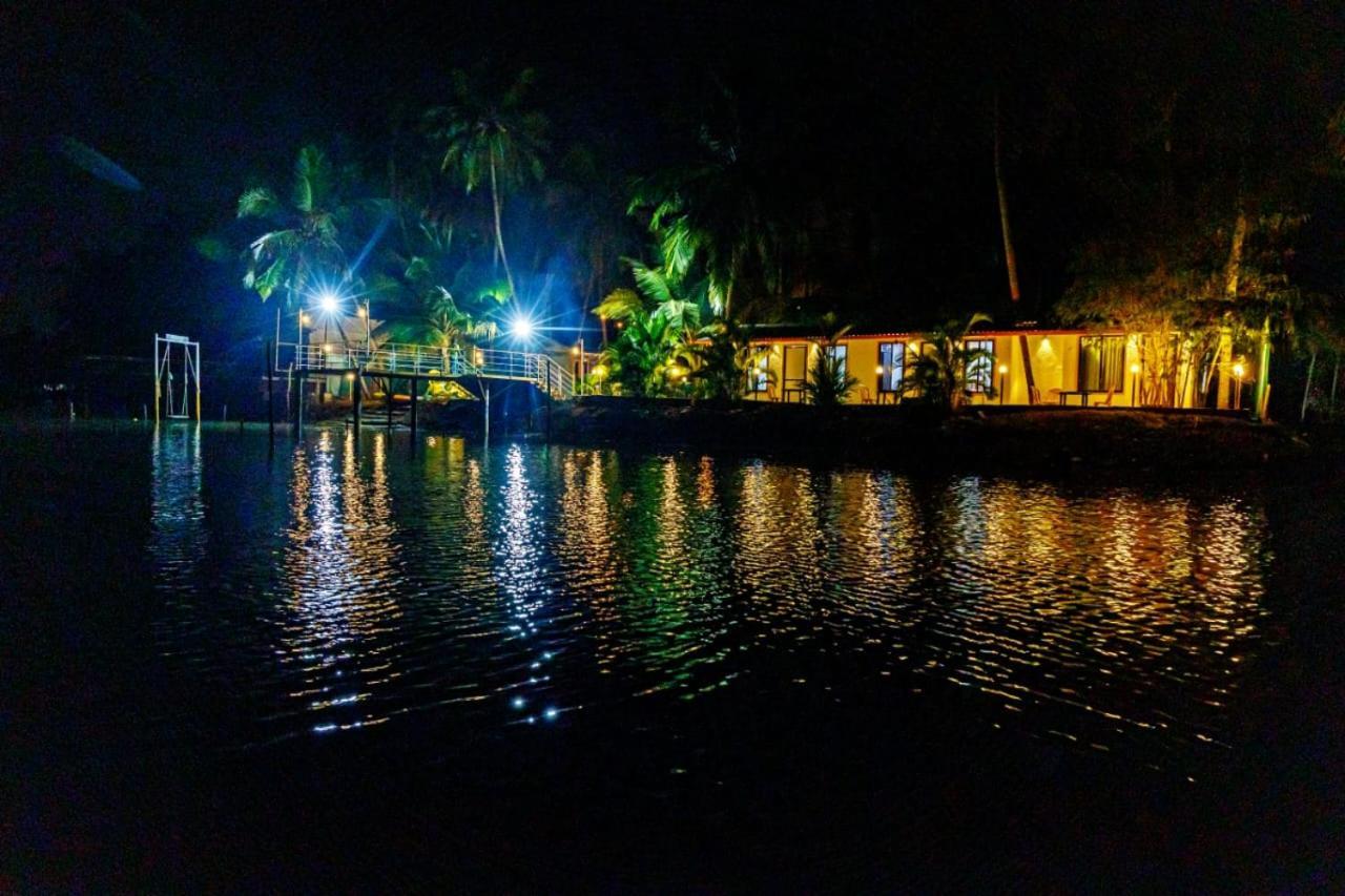 Hangout Kalyanpur Ngoại thất bức ảnh